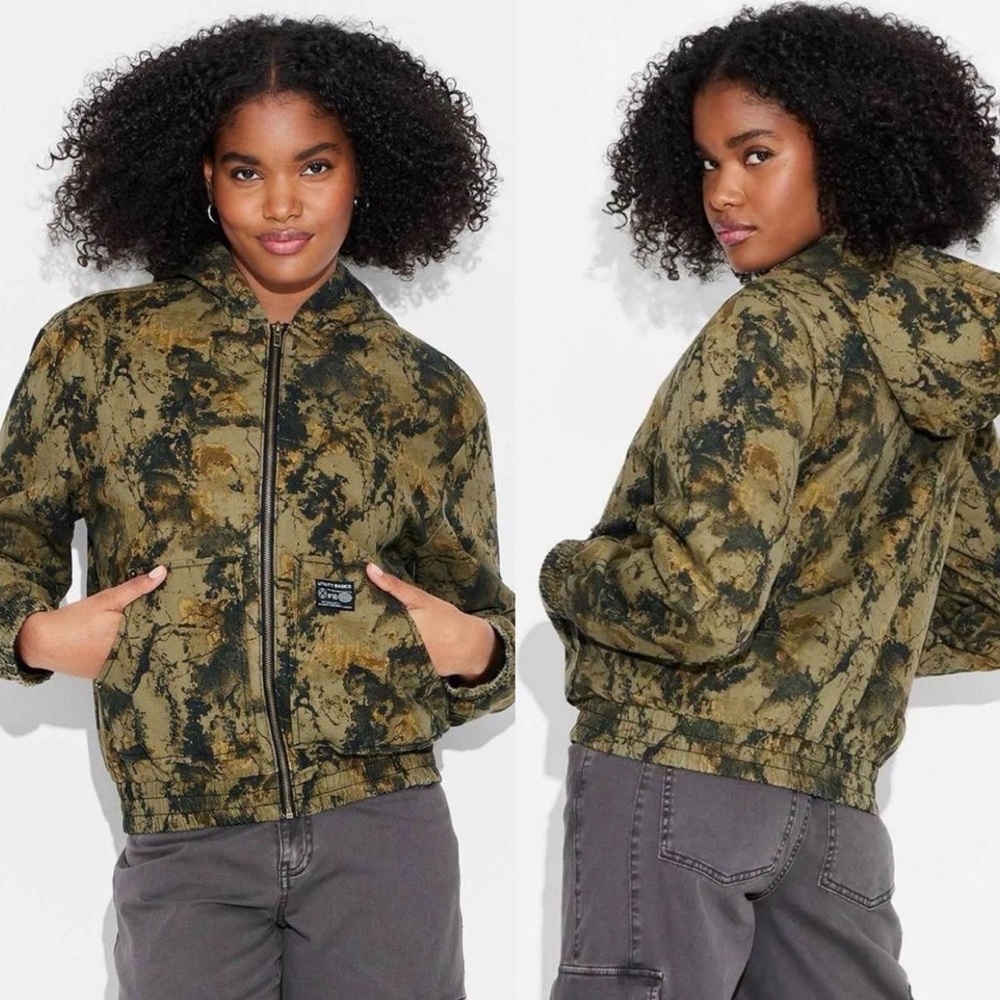 Wild Fable Camo Bomber Jacket